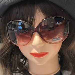 Rampage Women's Black and Brown Gradient Sunglasses